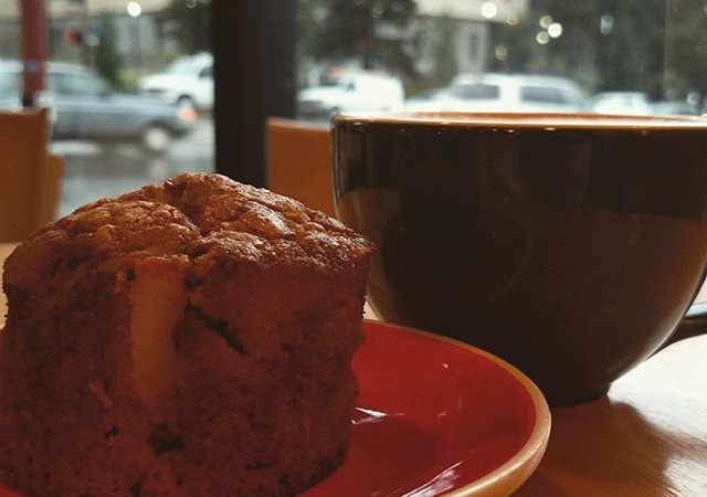 Extreme mocha + warm apple muffins, made fresh by our baker, Darcy Spence. A perfect combination for a windy day at #yaliscafe