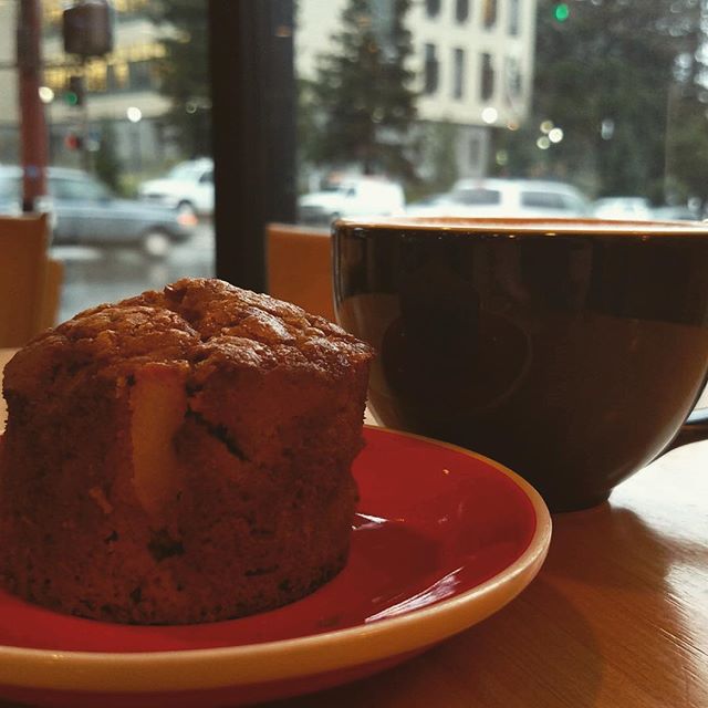 Extreme mocha + warm apple muffins, made fresh by our baker, Darcy Spence. A perfect combination for a windy day at #yaliscafe