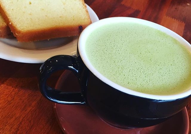 Spicy Green Tea #Latte and a slice of Lemon Tea Cake – a perfect pair for a cold morning in #Berkeley! Only at #yaliscafe
