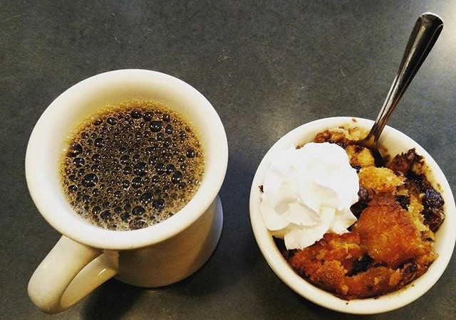 Whiskey + Raisin Bread Pudding and a classic cup of Yali's custom blend – a combination perfect for an afternoon pick-me-up!