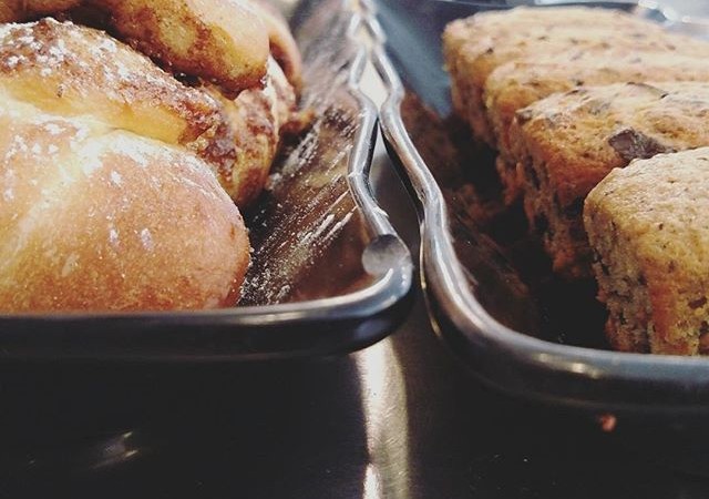 Our cinnamon rolls and chocolate + pecan mini loaves are perfect for beating the Monday blues!