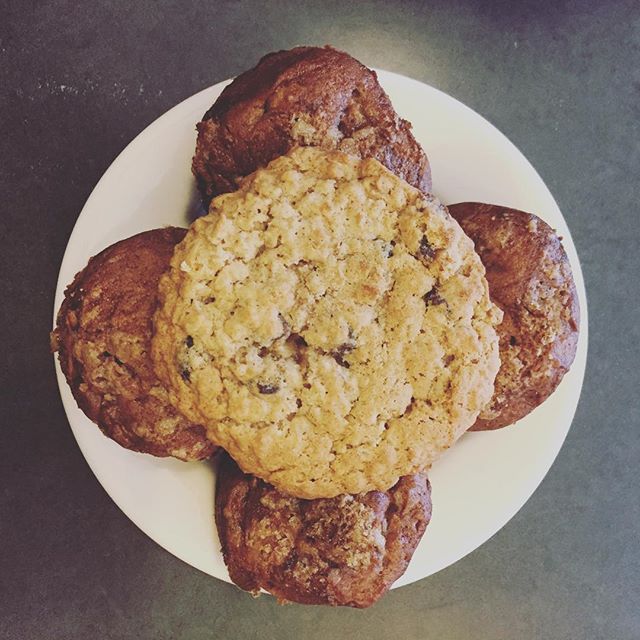 Oatmeal Raisin Cookies + Apple Cinnamon Muffins - the [mostly] healthier side of homemade indulgence!